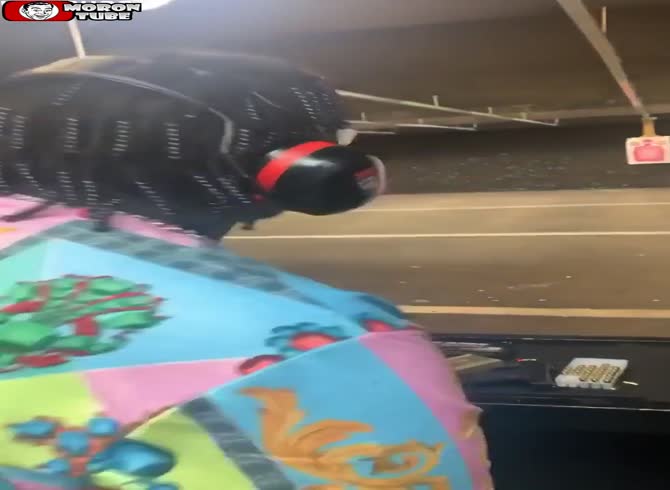 Video :Despite his gangster-like shooting, there is no success